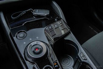 Kia Sportage 1.6 CRDi mHEV Gold A/T - 19