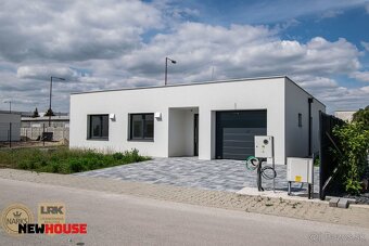 Skolaudovaný bungalov na pozemku 517 m2 v novej obytnej zóne - 19