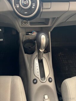 Honda Insight Hybrid 1.3 - 19
