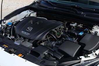 Mazda 3 2.0 Skyactiv -G120 Attraction - 19