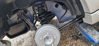 Suzuki Grand Vitara 2,0 HDi absolutne bez KOROZIE Talian - 19