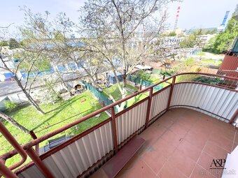 NA PREDAJ 3 IZB. BYT S BALKÓNOM, 78M2, CHEMICKÁ UL., BRATISL - 19
