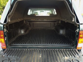 TOYOTA HILUX 2.5 D-4D 4x4 - UZAVIERKA 2009- NOVA STK-HARDTOP - 19