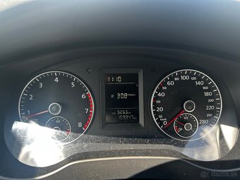 VOLKSWAGEN JETTA 1.2 tsi - 19