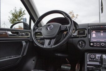 Volkswagen Touareg Executive 4Motion 3.0TDI V6 (2017-2019) - 19