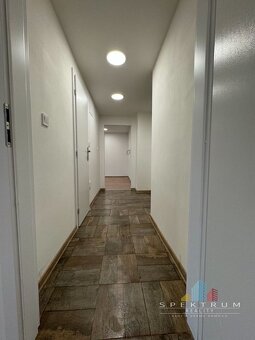 SPEKTRUM REALITY- Na PREDAJ 3 -izbový byt, 57 m2, Handlová,  - 19