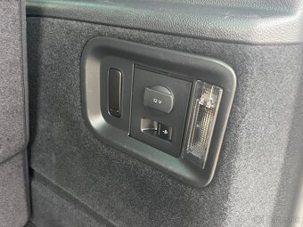 Predám SEAT ALHAMBRA 7 miest,panorama,ťažné,Xenon - 19