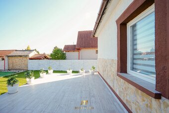 Kompletne zrekonštruovaný RD s veľkým 700m² pozemkom, Rajka - 19
