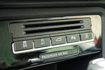 Volkswagen Sharan 2.0 TDI SCR BMT 150k Highline DSG EU6 - 19
