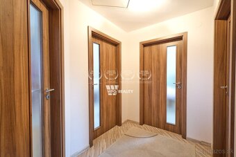 5 izbový nízkoenergetický rodinný dom s krásnou záhradou - 19