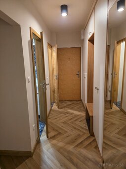 Prenajom 3-izboveho bytu na Okruznej ulici - 19