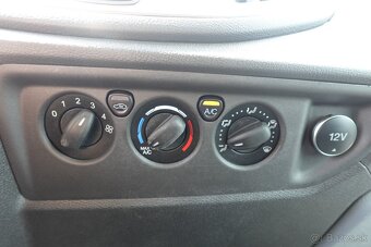 FORD TRANSIT 7MÍST DVOJKABINA VALNÍK 2.0TDCI KLIMA - 19