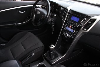 Hyundai i30 CW 1.6i CRDi 16V DOHC Family - 19