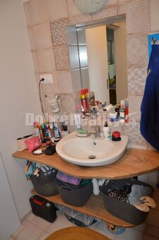 Pokojné bývanie v prírode – celoročne obývateľná chata po re - 19