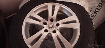 HONDA CRV  4X4 - 19