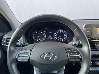 Hyundai i30 Combi 1.5 DPI 80kw r. 2022 - 19