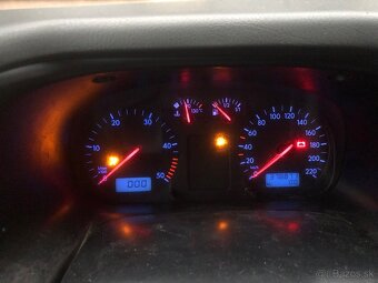 VW Transporter T4, 2.5 TDi 65kW - 19