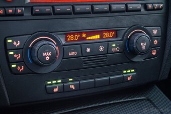 BMW Rad 3 Touring E91 320d, 120kW, M6, Panorama - 19
