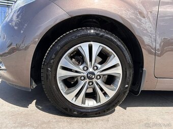 Kia Venga 1.4 CVVT M5 Zlatá Edícia +ŤAŽNÉ - 19