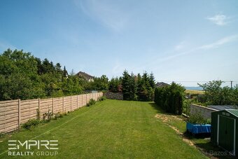 Priestranný nadštandardný rodinný dom v tichej lokalite - Ko - 19