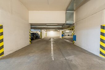 PRIESTRANNÝ ZARIADENÝ 2i BYT S VEĽKOU LOGGIOU 15M2 - PIVNICA - 19