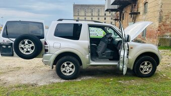 Mitsubushi Pajero 3.2 DID manual - 19