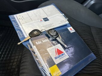 Suzuki Swift GLX 5/2012 162tis.km Kúpené v SR - 19