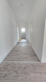 Ponúkame Vám exkluzívnu novostavbu 4-izbového rodinného domu - 19