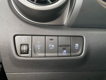 Hyundai Kona Electric 100kW Select 40kWh  FABRICKÁ ZÁRUKA - 19
