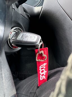 Výnimočný stav, Ford Mondeo MK4 2.0 TDCi kombi automat - 19