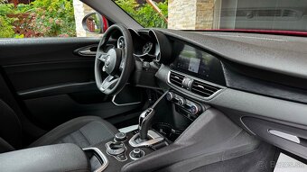Alfa Romeo Giulia 2.2 Diesel 136 AT - 19