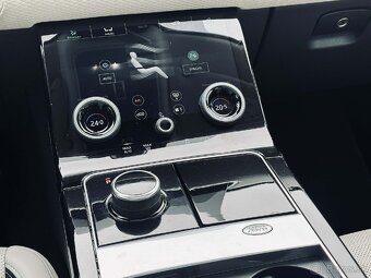 🚙 Land Rover Range Rover Velar 2.0D AWD A/T | - 19