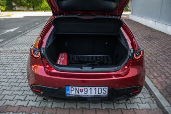Mazda 3 2.0 Skyactiv G122 Plus A/T 90kw - 19