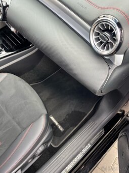 Mercedes Benz CLA - 19