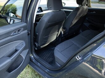 Volkswagen Golf Variant - 19
