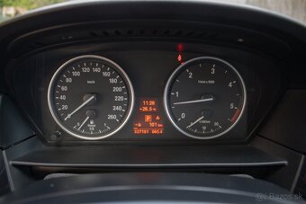BMW Rad 5 Touring 530d A/T Top stav /aj na splátky/ - 19
