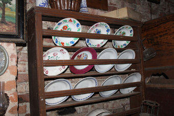 starožitnosti ,staré veci,porcelán,nábytok sklo porcelán. - 19