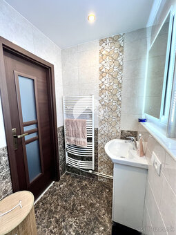 Reality KOMPLEX s.r.o. ponúka ŠTÝLOVÝ 3-IZBOVÝ BYT NA PRENÁJ - 19