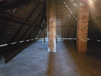 NA PREDAJ - 4 izbový Rodinný dom - 19