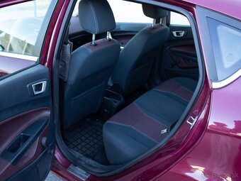 Ford Fiesta 1.4 TDCi DPF Titanium - 19