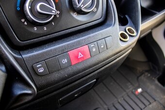 Peugeot Boxer 2,2 HDi L3H2 / AJ NA SPLÁTKY / PROTIÚČET / - 19