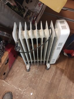 ROZPREDAVAM ELEKTRONIKU - 19