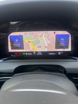 VW GOLF 8 3xR-LINE / VÝHREV VOLANT / AMBIENT / FULL LED - 19