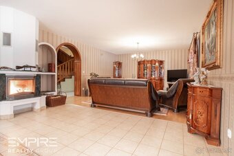 Nadštandardný veľkorysý rodinný dom - Kišovce - na predaj - 19