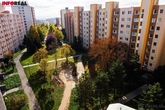 Krásny 3 izb. byt | 79 m2, rekonš., 6/8p. | Húskova ul., KVP - 19