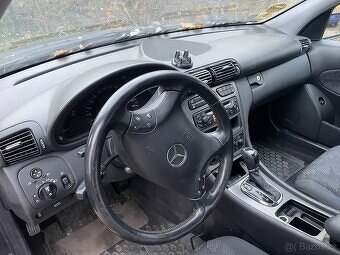 Mercedes Benz w203 2.0d 2003 sedan - 19