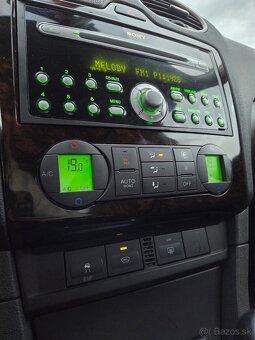 Ford Focus 1.6 benzín - 19