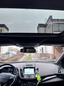 Ford Kuga ST Line - 19