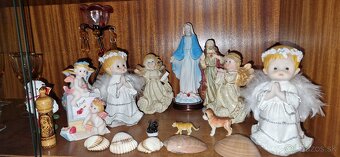 Retro porcelán, šálky, sošky... - 19