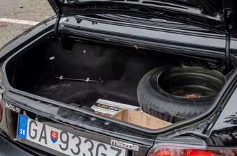 Mazda MX-5 Miata 1,8 benzín - 19
